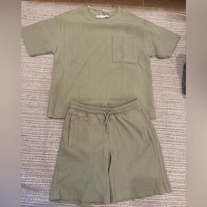 Ribbed Olive Kids Matching Set